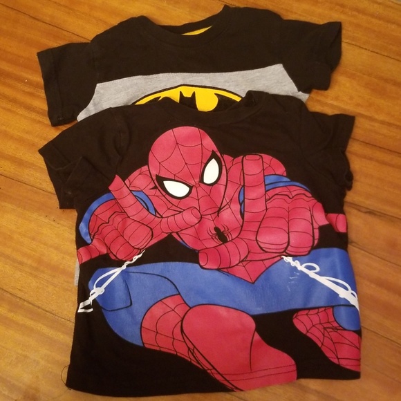 Batman and Spiderman Tshirts plus Swim trunks (18 months & 2T) - Picture 7 of 11